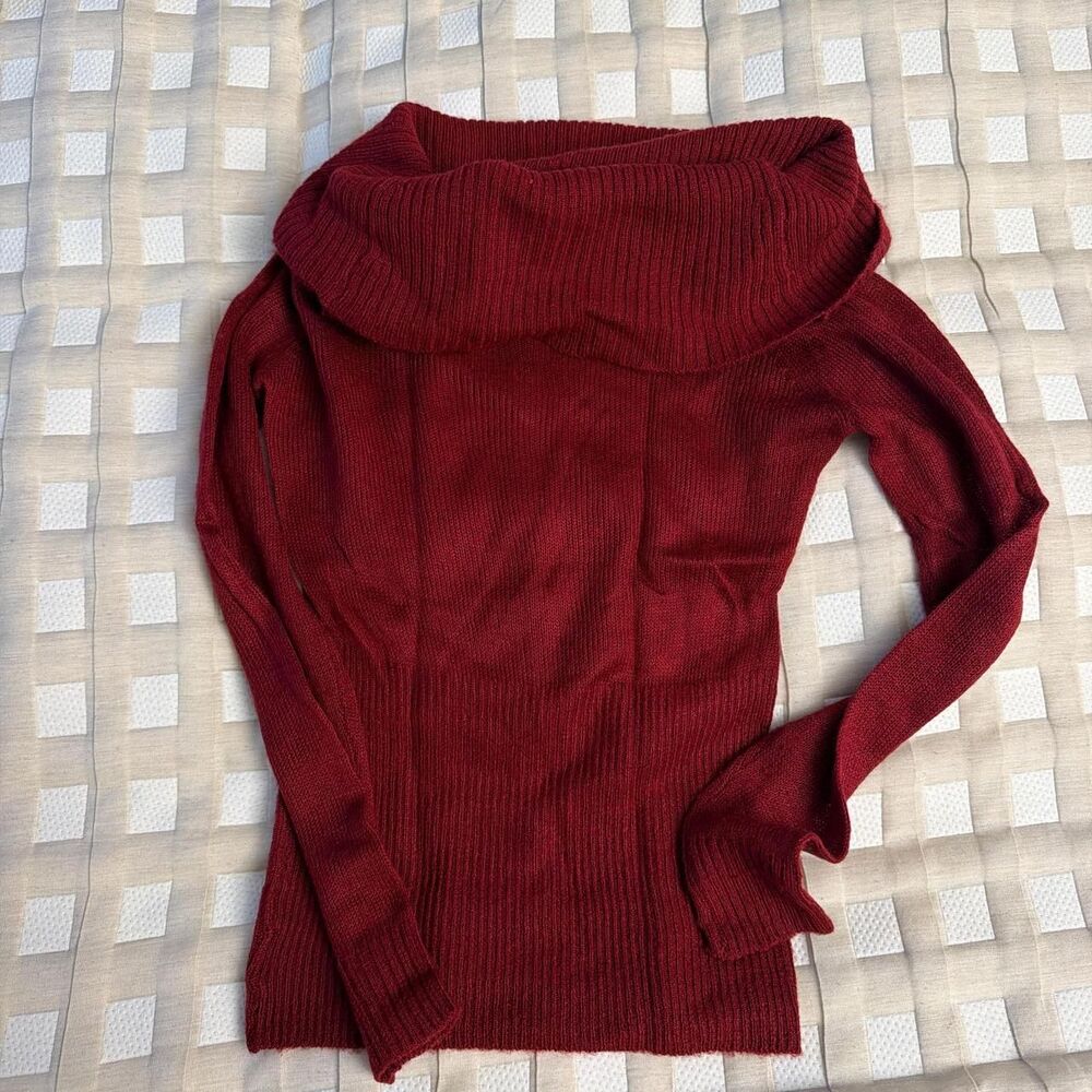 Y2K Bebe Red long sleeve high neck sweater